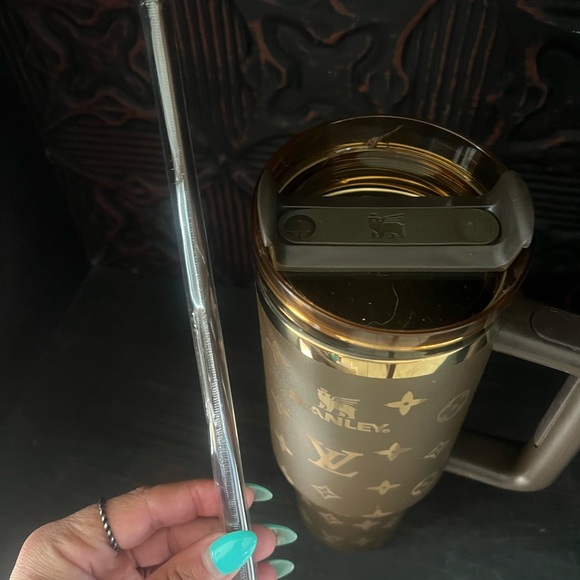 Stanley x LV Metallic Brown Tumbler with Gold Logo includes lid and straw - Picture 9 of 9